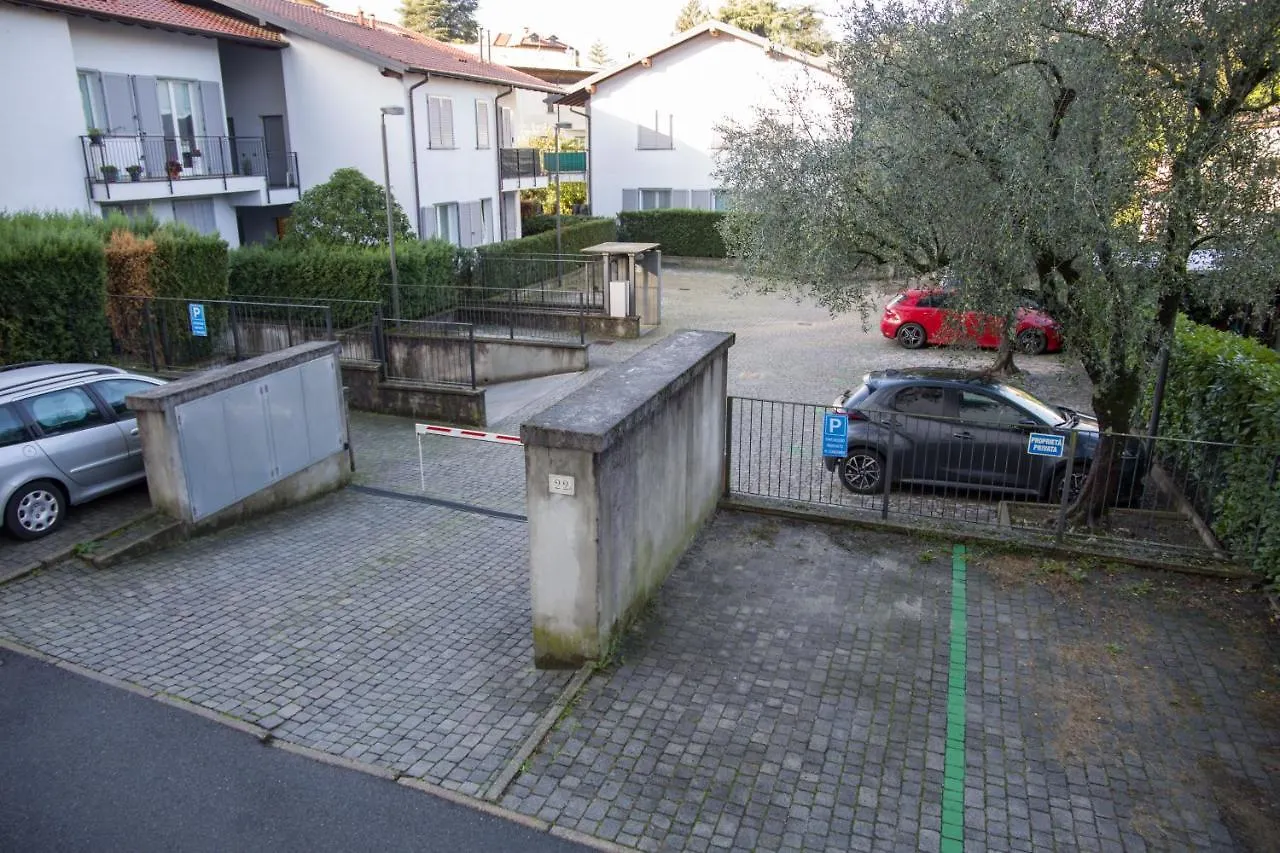 Appartamento Con Giardino E Parcheggio Privato Белладжо 0*,  Италия